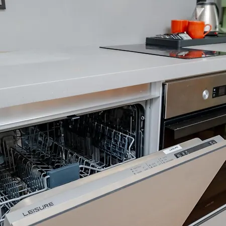 Metro Istasyonu Karsisi Lux Apartamento