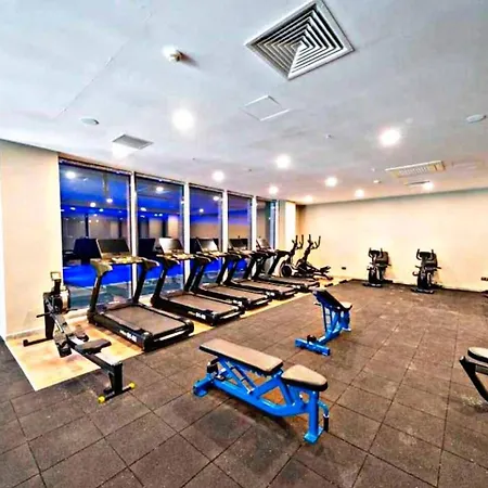 Apartamento Metro Istasyonu Karsisi Lux