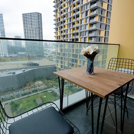 Metro Istasyonu Karsisi Lux Apartamento Istambul