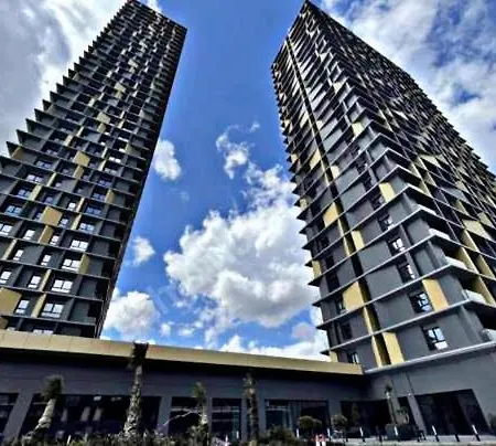 Appartement Metro Istasyonu Karsisi Lux